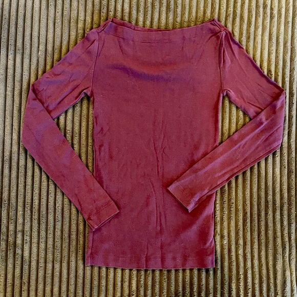 Fall 2015 Gap Shirts • New Mode Boat Neck • XS Women’s • Red Vamp & Gray - Picture 4 of 4